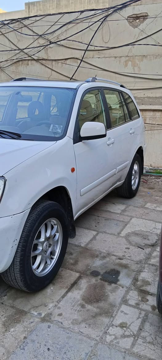 سلام عليكم من رخصه الادمن عندي شيري تيكو موديل 12 محرك 2000 كير ميكانيكي مكفولات
بدون صبغ بدون جراد بيها بارد 3 قطع  السعر 63

بغداد الكراده ***********
