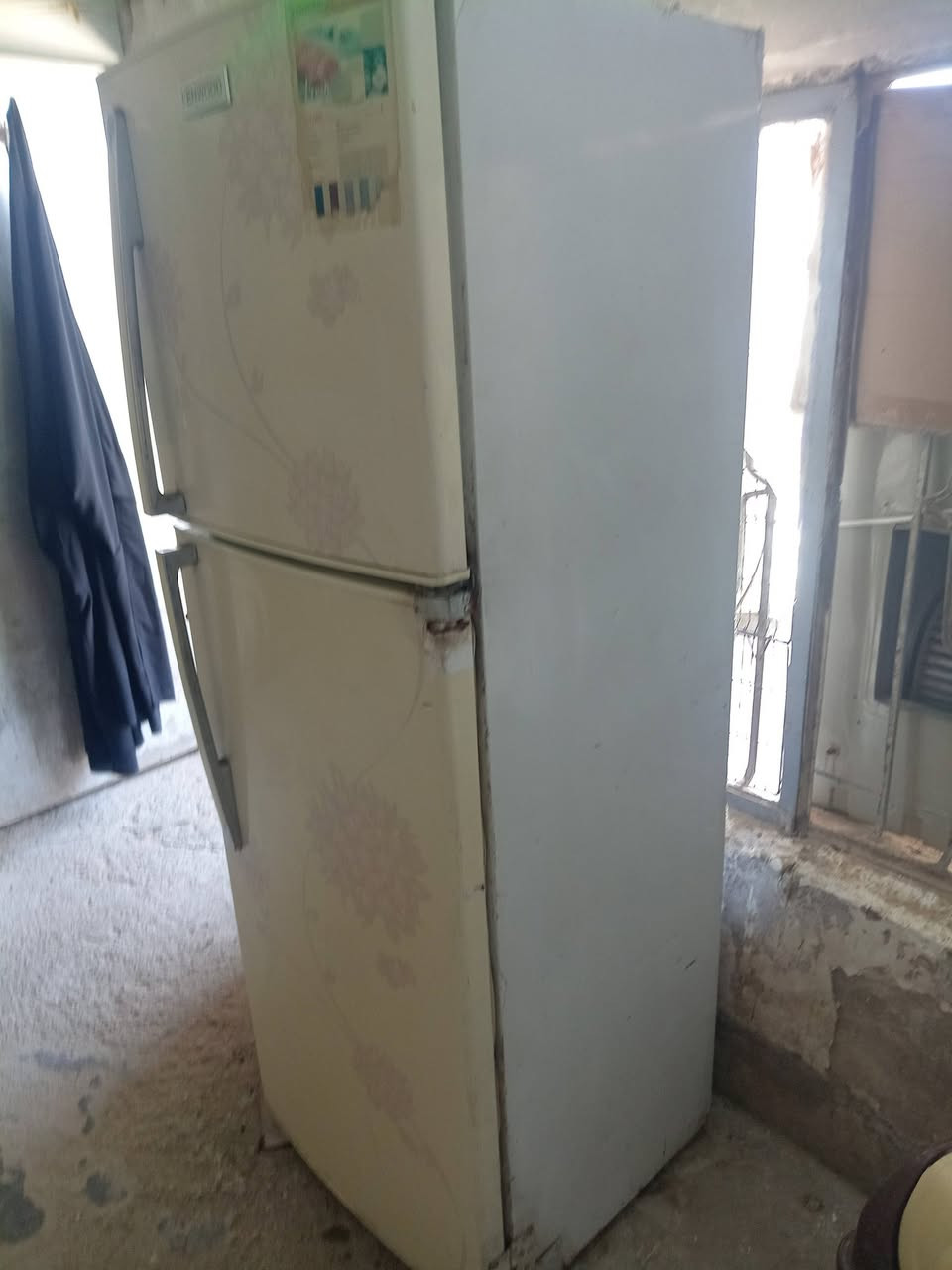 السلام عليكم
ثلاجه للبيع مستعمله شغاله
نضيفه مابيها عطل سعرها ٥٠
للاتصال ع الرقم *********** بي واتساب
