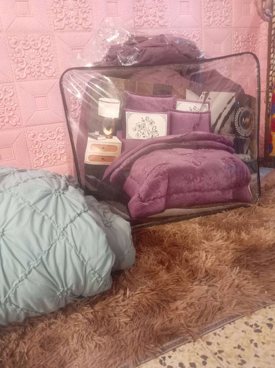 للبيع. ديباج جدد البنفسجي ٢٥، السمائي ٢٠،شجره كرسمس ٨،برده تول جديده ١٥، الحمره ١٥،البقيه كل زوجين ١٥،مفرش تخم عشر مقاعد فرو ٢٥ الجوزي ٢٥،جنطه مكياج كبيره ١٥، رفوف ٤ قطع متعدده الاستخدام ١٥ كلهن، مكاني بغداد السيديه الشراي فقط يدخل خاص توصيل ماعندي،


**إذا كنت صاحب هذا الإعلان وتريد حذفه لأي سبب، رجاءا أرسل رسالة إلى الدعم الفني**
