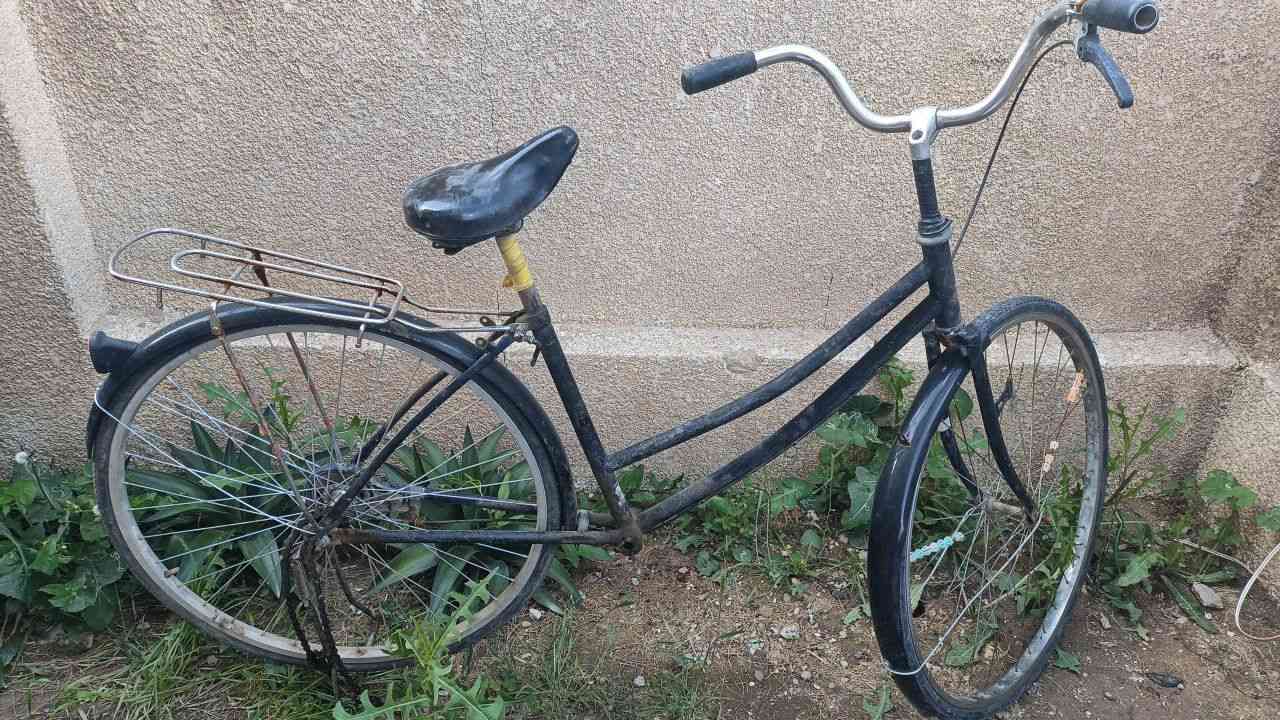 سلام عليكم بايسكل البيع بسعر مناسب مكاني الغزالية


**إذا كنت صاحب هذا الإعلان وتريد حذفه لأي سبب، رجاءا أرسل رسالة إلى الدعم الفني**