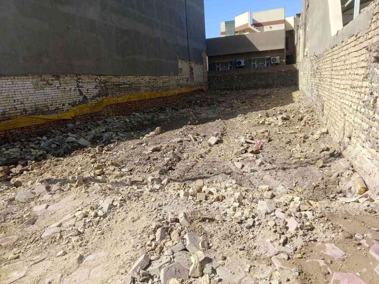 السلام عليكم مستعدون لتفليش البيوت القديمه وستلام أرض جاهزه للبناء ***********بي وسيكون التفليش مجاني يعني ولا ربع
