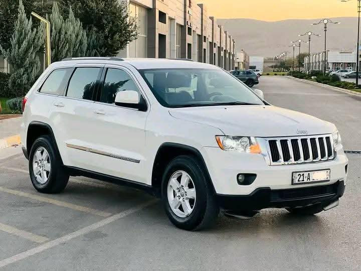 السلام عليكم جيب موديل ٢٠١١ امريكيً كلين كفاله عامه ما عده شبر والباقي كفاله السونار بل منشور رقم شمالي بسمي تحويل مباشر السياره كير مكينه كفاله السياره خير من الله السعر ١٦٢ وبيها مجال بسيط حك الجيه رقم الهاتف *********** مكان السياره بغداد اليوسفية
