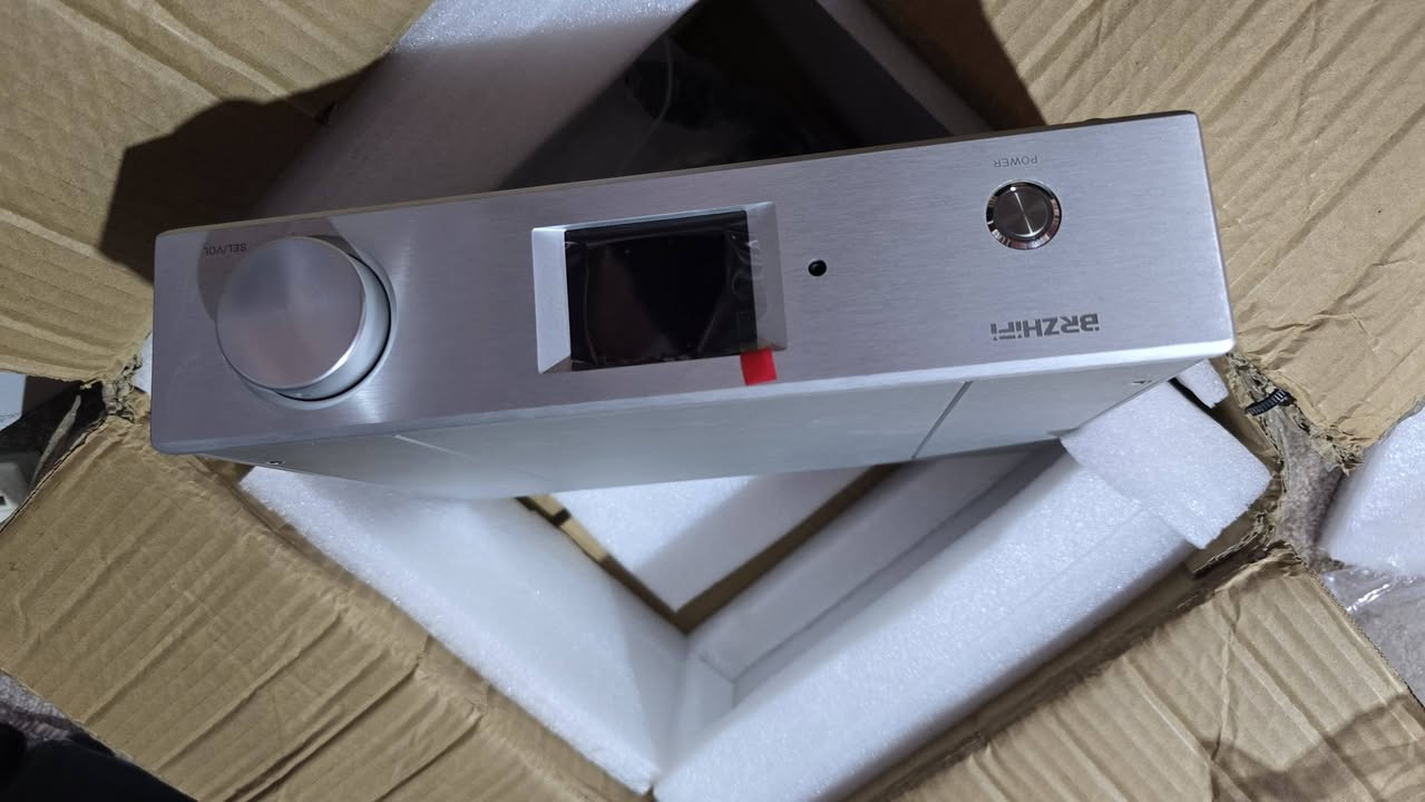 BRZHIFI PAP-XLR PREAMPLIFIER 
بري امبلي فاير تناظري


**إذا كنت صاحب هذا الإعلان وتريد حذفه لأي سبب، رجاءا أرسل رسالة إلى الدعم الفني**