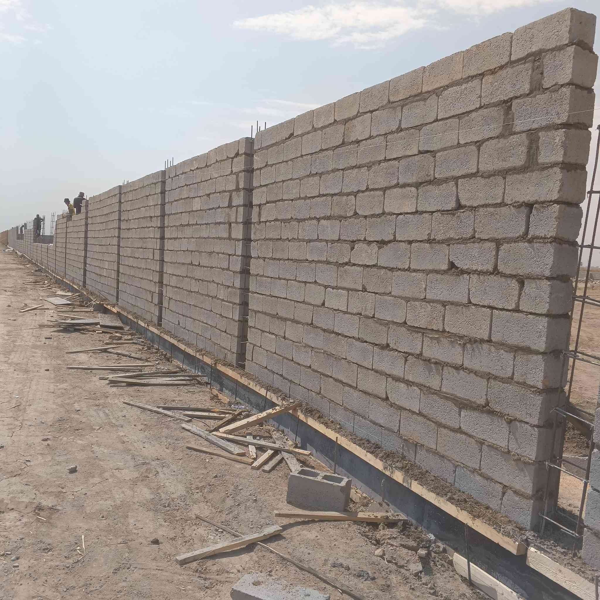 خلفه بناء بلوك فرمستون قطعي او يومي متفرغ حالين شقل درجه اولى الشقل داخل بغداد فقط  ***********ال***********
