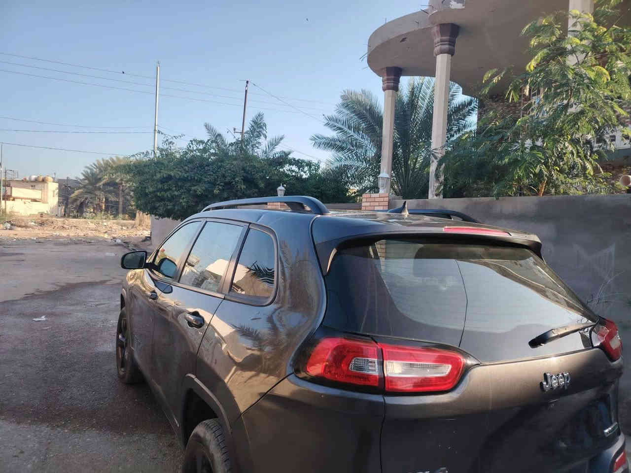 السلام عليكم للبيع سيارة ايرباكات سليمة
___________________________
♦️نوع السيارة:-جيب _شيروكي (بزون)
♦️الموديل:٢٠١٦
♦️ ماشيه   - ١٠٠ الف ميل 
♦️اللوحة:-  رقم ديالى 
  باسمي
مكينه 2400 
المواصفات 
1-شاشة كبيرة
2-كامرة خلفيه
3_كشنات جلد
4-هند أبريك بصمة
5-كشافات زنون
6-لايت زنون
7-لد نهاري
8- اوتو ستوب 
9-ويل كب بلادي
10-بصمة تشغيل
11_بصمة أبواب
12-تحكم أستيرن 
13_حجم المحرك. 4 سلندر.                                             
14_داخل مخمل اسود
رقم الهاتف   ***********
بي واتساب 
مكاني ديالى  السعر115 $
