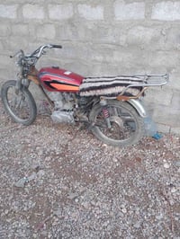 متوفر ما طور تفليش  سعر مناسب خابرني او راسلني  07776372687