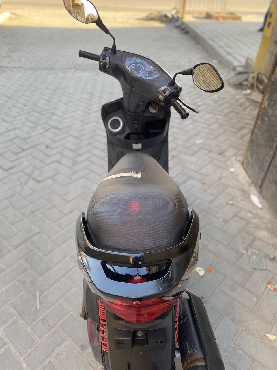 السلام عليكم
دراجه ماكس ثعلب البيع
الدراجه جديده مكفوله كفاله عامه
اي نقص مابيه جديده 
اوراقه كامله عنوان بغداد البلديات 
رقم ***********
