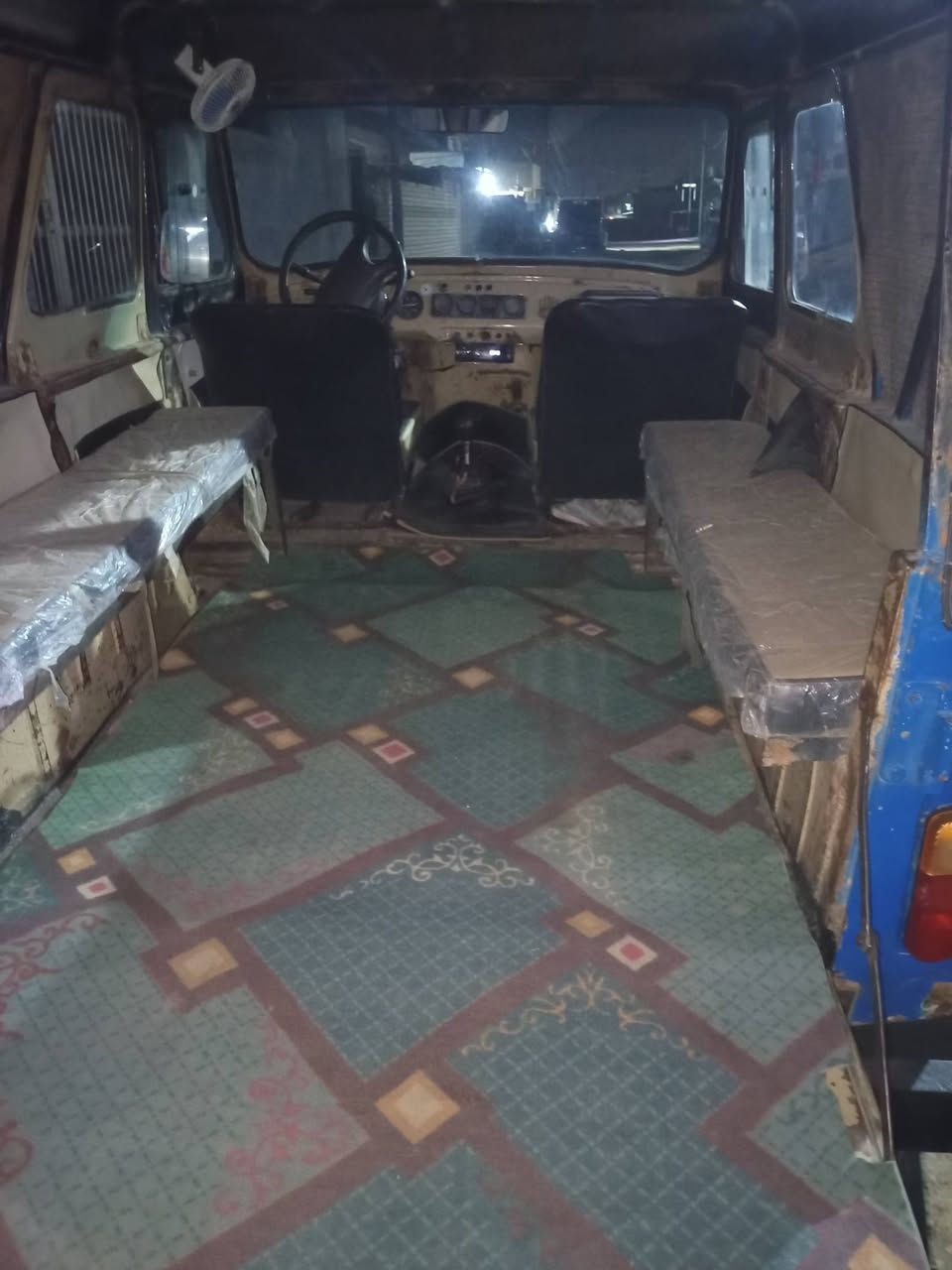 السلام عليكم واز للبيع 
ماكينه اوكير خير من الله سياره حلوه 
السعر 4 ملايين وبيها مجال 
الاستفسار ***********

