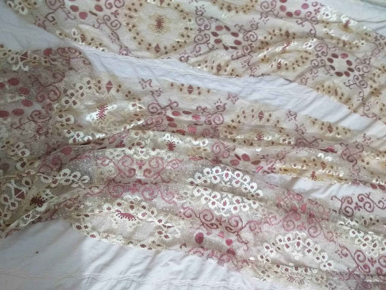 برده ورديه مال غرفة طفل  ب٢٠ 
برده تول بنفسجي  ب٢٠ 
قطع تول بيجي  القطع كلهن  ٨ الاف 
وجوه مخاد قديفه  ٦ الاف 
وجوه مخاد البيجي ٣ قطع  ٦ الاف 
والصغار  الفين فقط 
وجوه منادر عدد ٥ كلهن  ٥ الاف 

@الجميع


**إذا كنت صاحب هذا الإعلان وتريد حذفه لأي سبب، رجاءا أرسل رسالة إلى الدعم الفني**