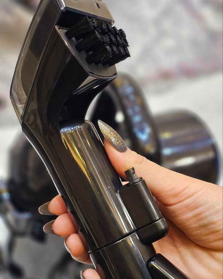 الف رحمه على روح امه وابو الي يعلقلي هذا باب رزقي الوحيد 
 جهاز تنظيف المفروشات والسجاد الموضعي من ماركة SilverCrest. 
المواصفات الرئيسية: 
الطاقة: 330 واط.
قوة الشفط: 9 كيلو باسكال.
طول السلك: 4 أمتار.
الاستخدام: مصمم لإزالة البقع العنيدة من السجاد، الكنب، ومقاعد السيارات.
يوجد خدمة توصيل لجميع المحافظات بغداد, العراق


**إذا كنت صاحب هذا الإعلان وتريد حذفه لأي سبب، رجاءا أرسل رسالة إلى الدعم الفني**