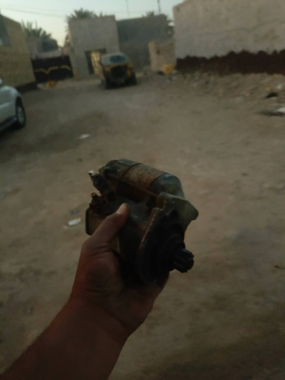 والله مامجبور .چذب شغله ماتريده كلي ماريده مو اتعنه للكراج اتصل ماجاوب عيب
اخوان باقيه غراض بطاين بيبان بطاين الجنطه  قفل جنطه .ضفيره العقول كلهن شاشات الفوك دشبول الهوزه ..تانكي  الكشنات الدشبول ..***********..ديوانيه تريدلك شغله. اوديه الك من الكراج
