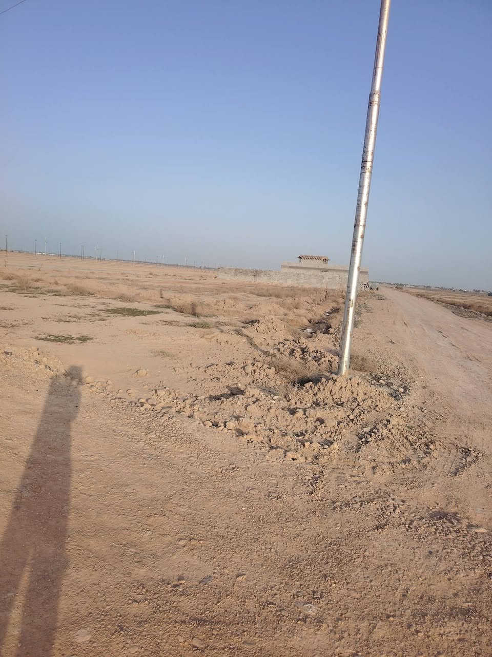 بعد الصلاة على محمد وآل دوانم طابو زراعي سند ٢٥ تحويل مباشر باسم المشتري كهرباء واناره وأسعار مناسبه للاستثمار وبناء مزارع وقريبه جدا من الشارع العام للاستفسار الاتصال ***********
