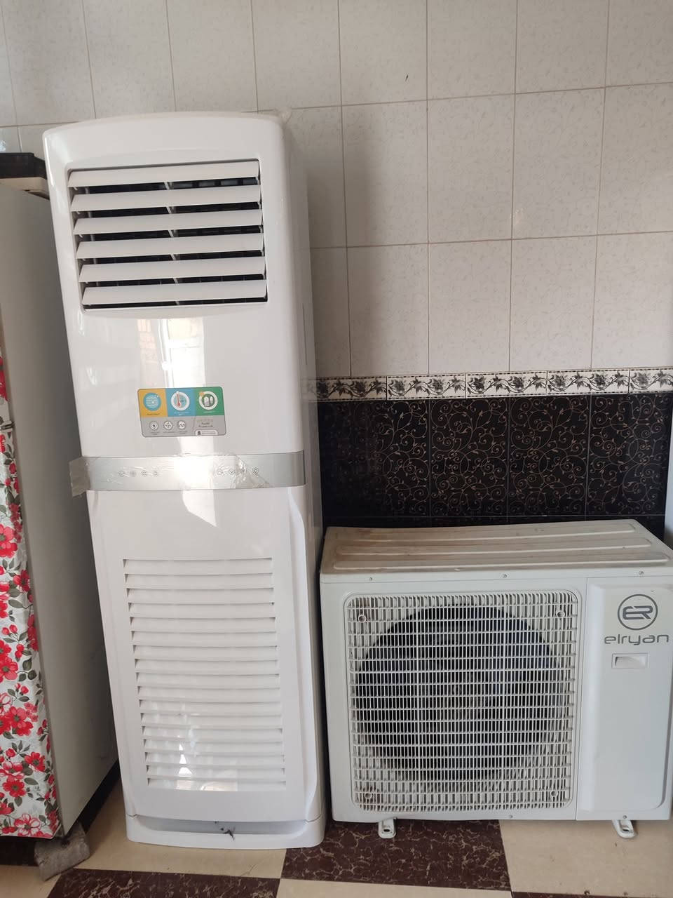 سلام عليكم سبلت  الريان غاز 410
3طن نضافه 90٪ 
ملاحظه*العنده عاطل نراوس مع الفرق
الشراي يتصل***********
