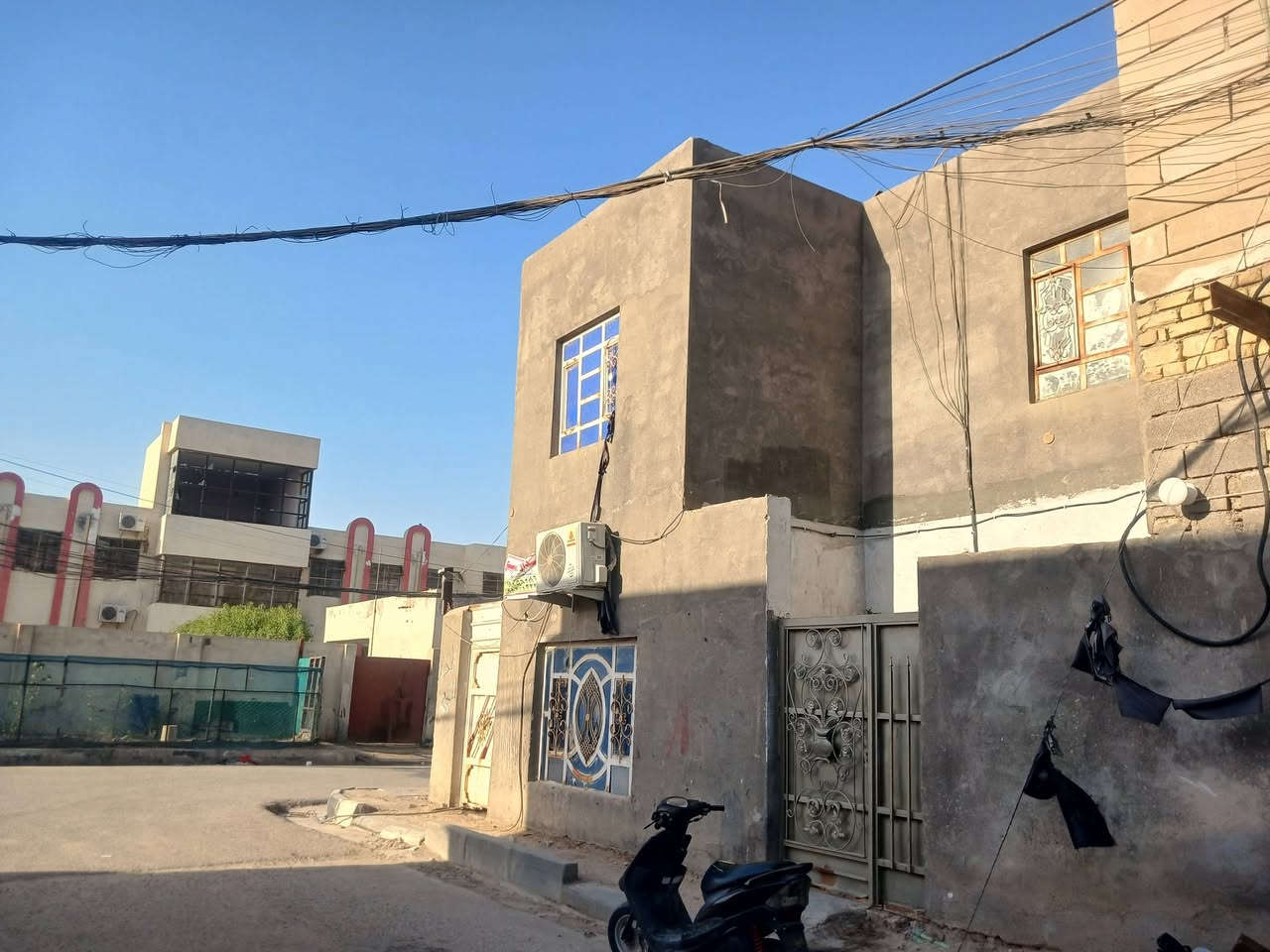 بيت طابو صرف للبيع
طابقين مساحة ١٠٠ متر ع شارعين
العنوان شارع التضحية _ قرب مدرسة قبضة الهدى
للاستفسار
***********
