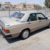 مرسيدس 190 • ١٩٨٥ • رقم نجف