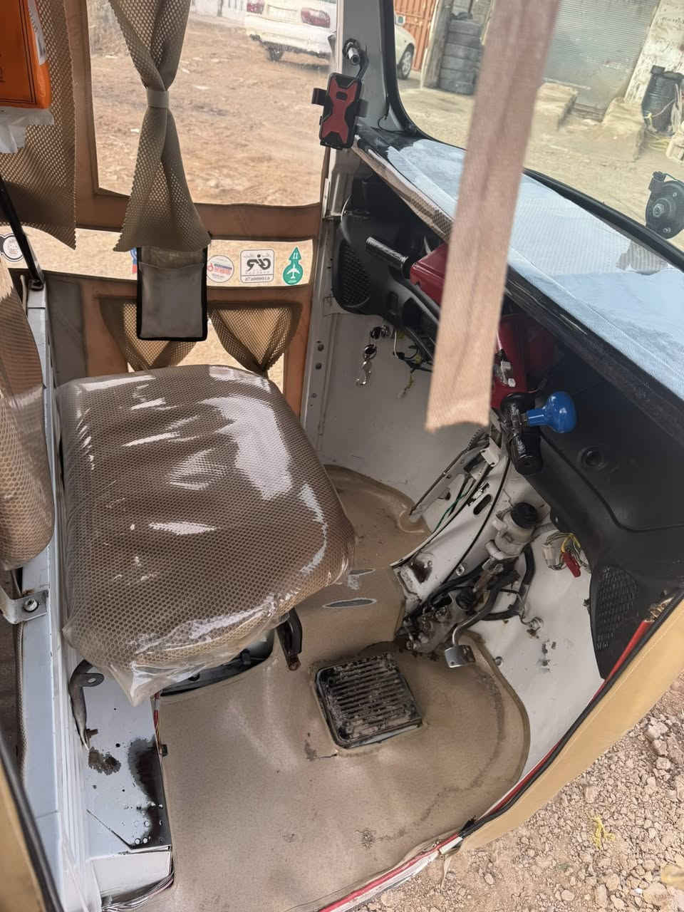 السلام عليكم تكتك بياجو البيع موديل 2020مرقم محرك محور تيفي اس السعر ٣٨٠٠ بيهة مجال رقم ***********
