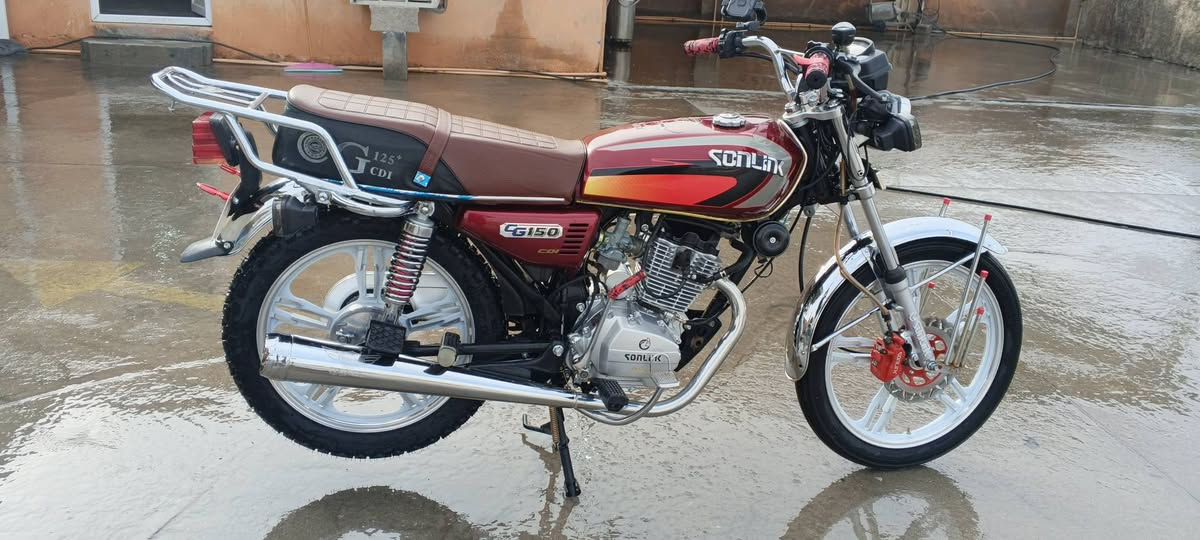 سلام عليكم مكلف بل نشر سونك موديل 23 🖤
نضيف تجي تفحص 
السعر 750 وبي مجال 
للتواصل ***********
