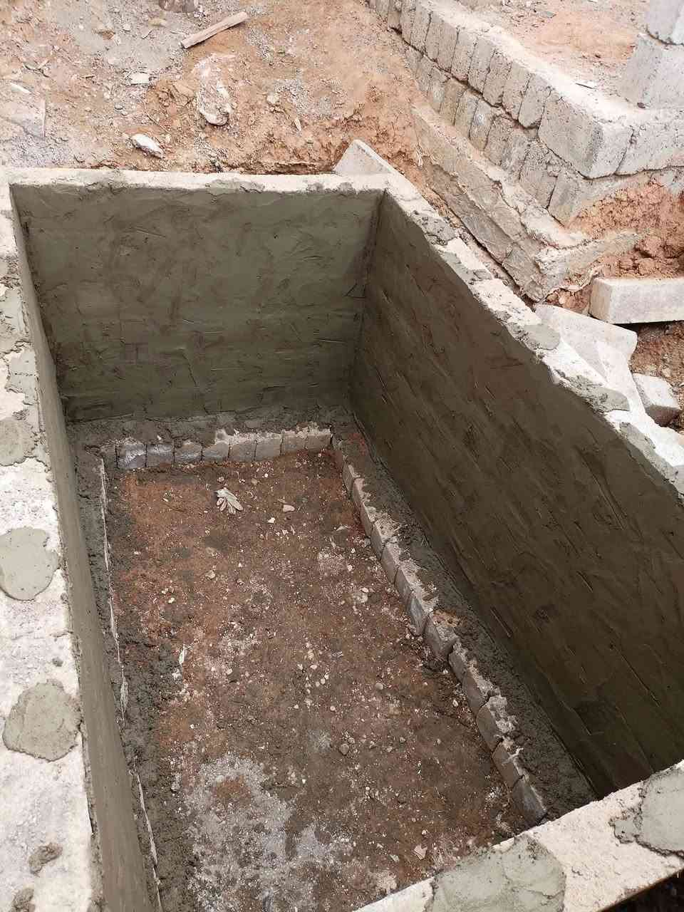 الي يحتاج صبه ارضيه او بيتونه  او دنك او قسطل لدينا خباطة ونج التصعيد المواد او تفليش وهد وقلع الكاشي ورفع الانقاذ وتفويت مواد صبه بيتونه صبه رمبات تصفير الارض وصبة كاشي  تصليحات جص  تكشيط الجدار لبخ  سمنت وجص تصفيط بادلو بناء مجاري تأسيس وتأسيس مجاري
معالجة الدور المفطورة 
اي شي نشتغل  خابرني أو راسلني ***********ترميم كافه المنازل ااسعار مناسبه جدا :ملاحظة 

نموذج عن شغلي 👇 ملاحظه اليحب أخذ الشغل كامل عمل والمواد عليه  مواد درجة أوله وعمل درجة أوله
