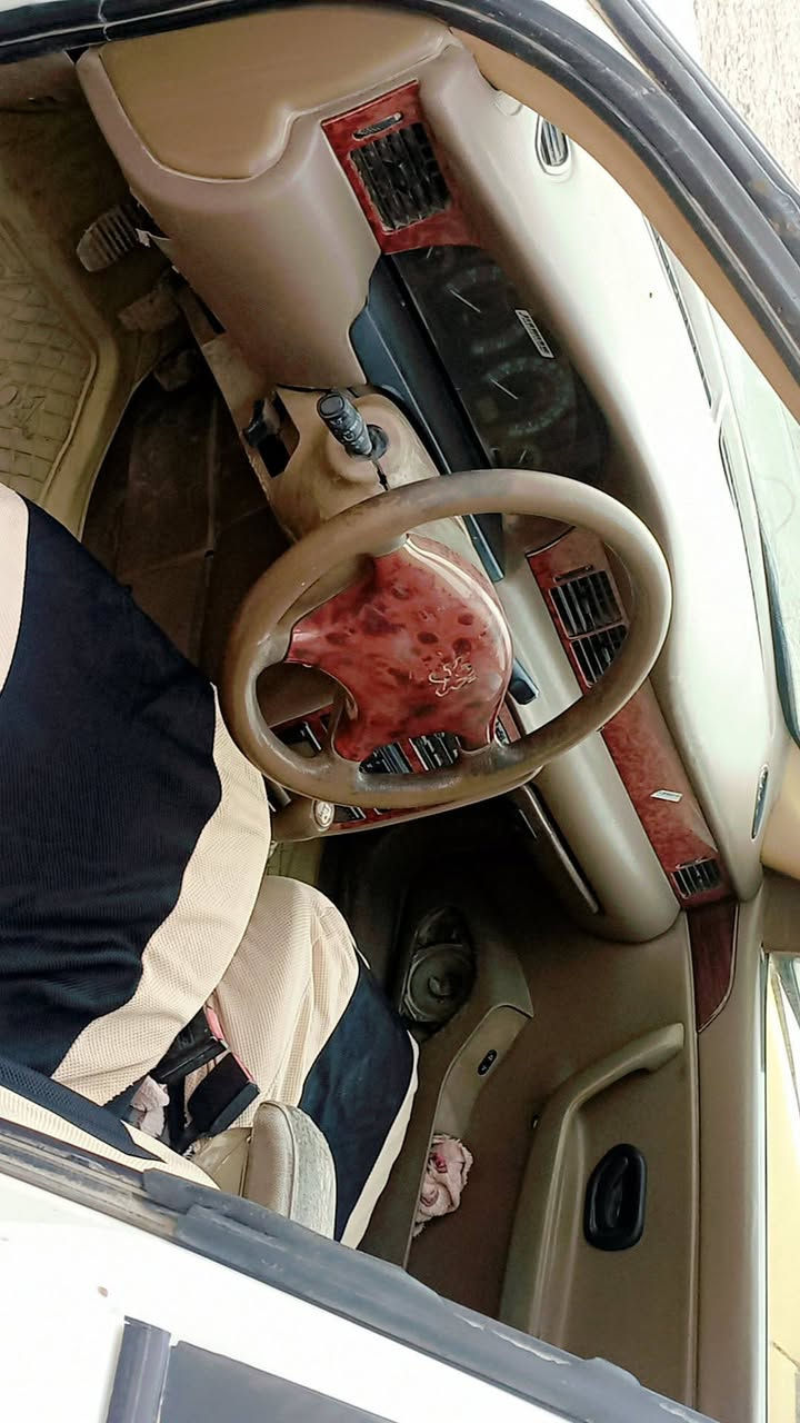 سمند موديل 11 كير مكينه حداديه جاهزه
عنوان بابل الحله طريق نجف 
السعر 32 وبيه مجال 
***********
