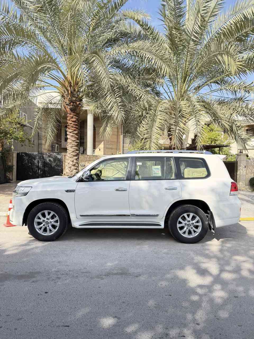‎‏Land cruiser GXR 2016.   V8. 124000.  km
‎‏Grand turing
ماشآءالله  تحدا شرط ماكو هيج نظافه📦‏‎
‏‎‏‎ملاحظە : رجائن بس بیع نقد بدون مراوس📌
‏‎أخت زيرو بل كارتون 📦📦
‏‎‏‎لاندکروزر 2016. بريم باب أول
‏‎‏‎💎محرک.  8سلندر 
‏‎‏‎الدهن والصيانه شركه تايوتا فقط 
سماعة بيلادي +فرشات بيلادي 🤍 

‏‎‏‎💎 مكفولة كفالة عامة من الدعامية إلى الدعامية
‏‎‏‎ 💎 بدون صبخ .بدون بارد  ،بدون رصعات ،بدون حتى شخط
‏‎‏‎دعاميات فقط الداعميه الاماميه ٢٠ سم صبخ 
سبب شخص بدون معجون 
رمل مابي ،لحية بدون صبخ ..بقية كلها بشرط

‏‎‏‎🧬فول فول مواصفات
‏‎‏‎شاشة كبير ب قماره  حاسة رادارات
‏‎‏‎كاميرات 2شاشات سيلاد فتحة سقف 
‏‎‏‎كشن جلد كشن كاراباي شحن موبایل  8 اريباك تبريد مركزية
‏‎‏‎بصمة تشغيل عن بعد باب جاك
ثلاجه ليد زينون 
‏‎‏‎تحكمات ستيرن دبل فوليوم فورويل هوك
‏‎‏‎سيارة بها 2 بصمة من شركة جديد جدأ 
‏‎‏‎سيـارة عل نظافتها احسبها صفر زيرو

‏‎💎 تخم تاير دنلوب الاصلي

‏‎‏‎ 💎محرك كير بشرط مامفتوح
‏‎‏‎سيارة حيل نظيفة كلشي عل بلاد لوك
‏‎‏‎
‏‎باسمي السنوية بشرط تحويل و غرامة 
‏‎‏‎سيارة مابيـها دينار مصرف كامل من كل نواحي

‏‎‏‎♻️نفس  يوم /تحويل
‏‎‏‎📍الموقع …بغداد السيديه 

‏‎‏‎💵 سعر 48000$
‏‎‏‎☎️موبايل/ ***********
