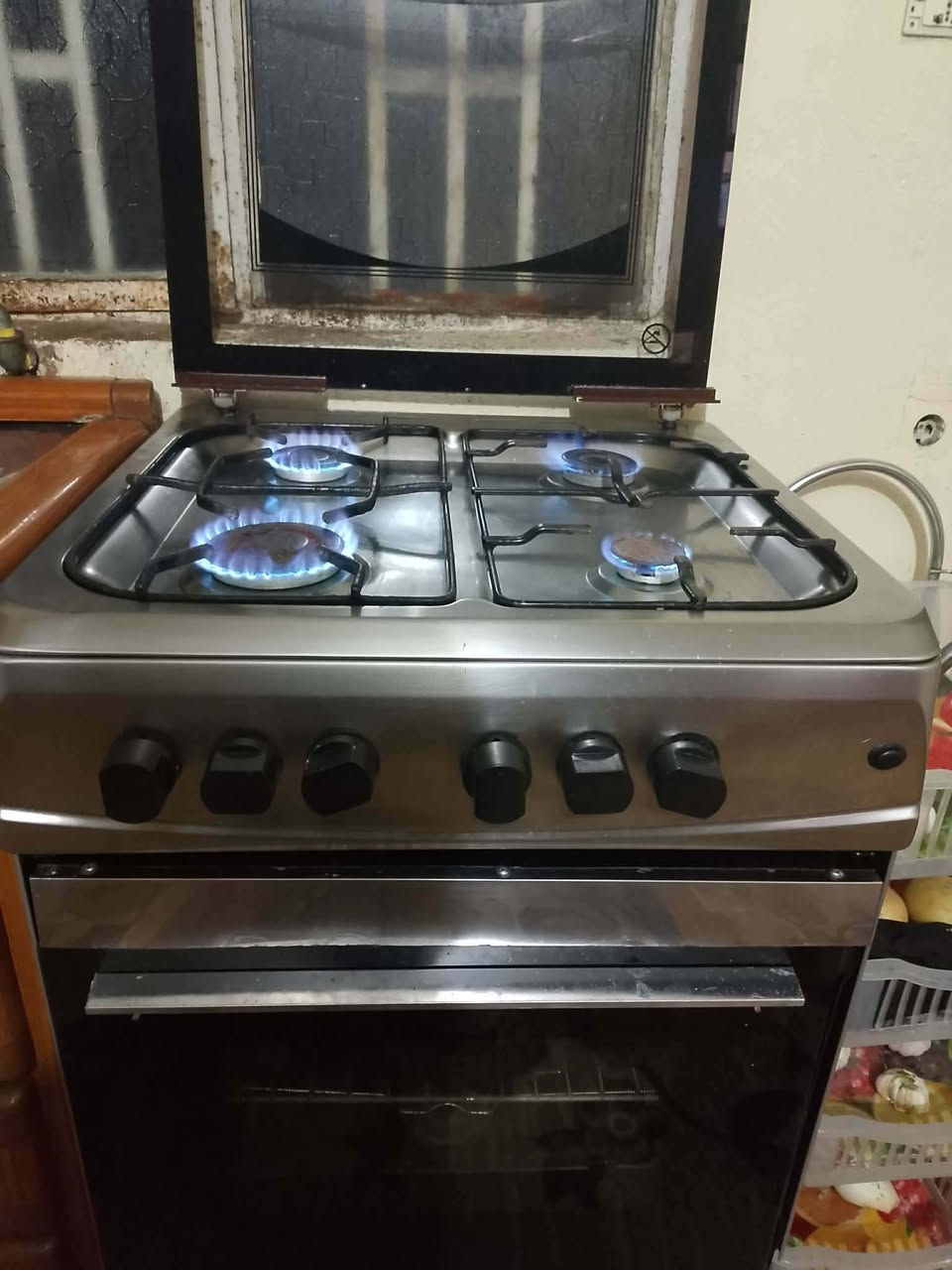 السلام عليكم
طباخ اربع عيون فرن شغال نظام بوري السعر75/الف
للتواصل على الرقم *********** بي واتساب موصل الجانب الايمن وادي حجر
