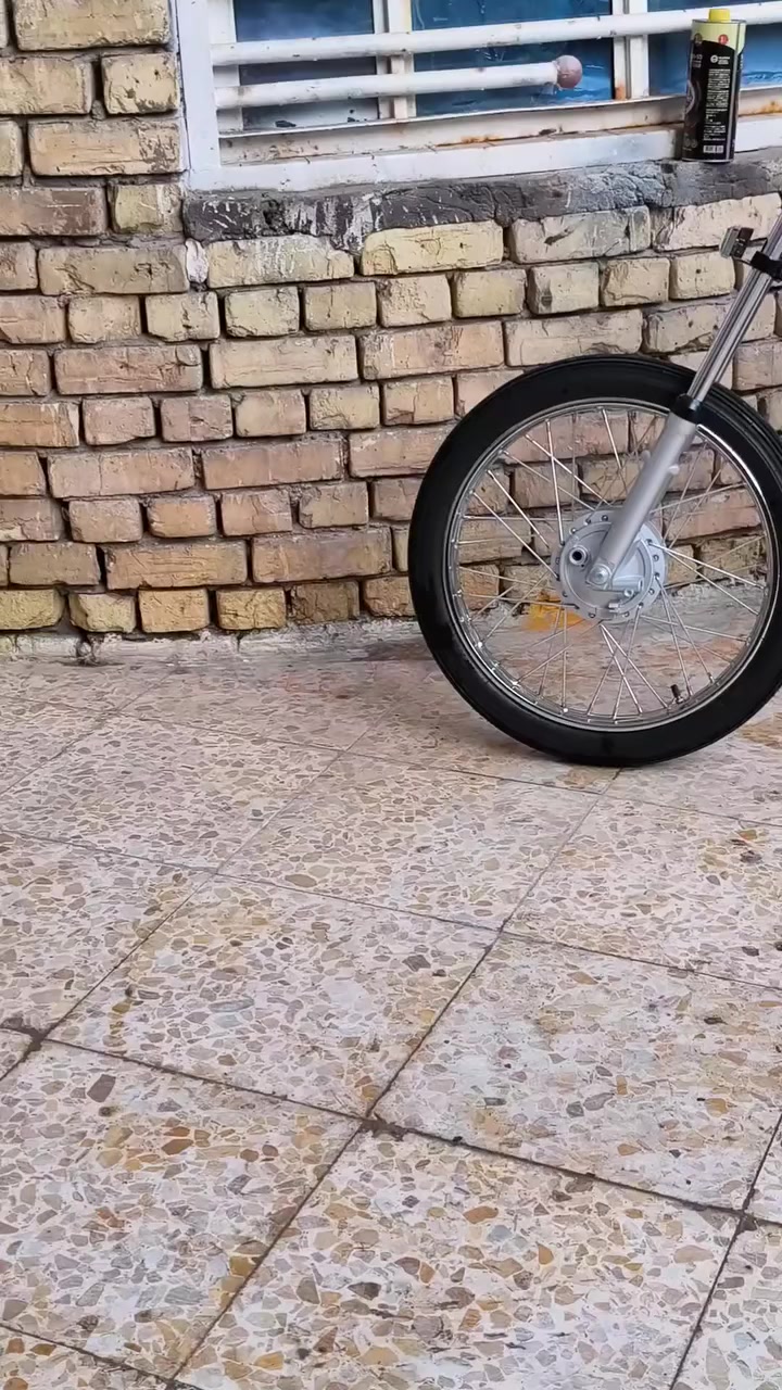 السلام عليكم دراجه للبيع مكفوله ما عده تفيلس صارلها شهر من معمره بخدمت الشراي بدون بدون السعر 750بيها مجال قليل مكلف بنشر ***********
