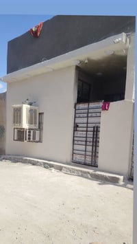 بيت للبيع زراعي قرار١١٧ المساحة ٧٠طابقين يحتوي على استقبال ومطبخ وصاله...