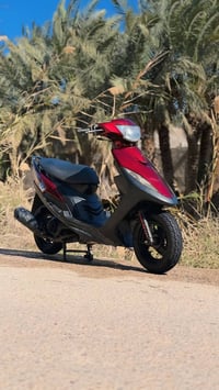 حاوية • خارج الكفالة شهرين • سوك الشيوخ