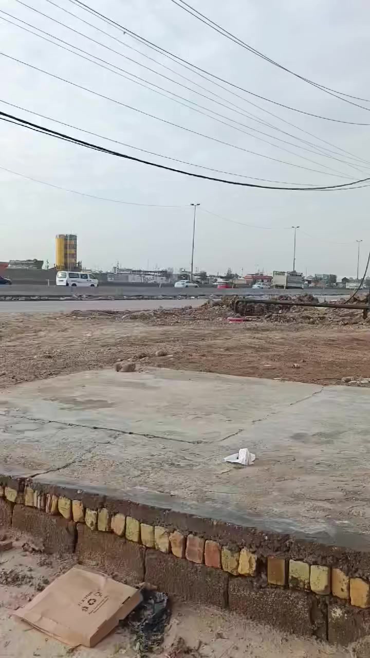 بيت تجاوز ابوب الشام 120 م كامل من كلشي كهرباء خطين ومي ومجاري رئيسي بالباب وانترنت سعره 25 قفل للاستفسار ***********
