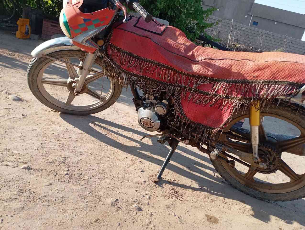 سلام عليكم موطور للبيع او مراوس حسب الغناعه مت واجد خاص ***********
