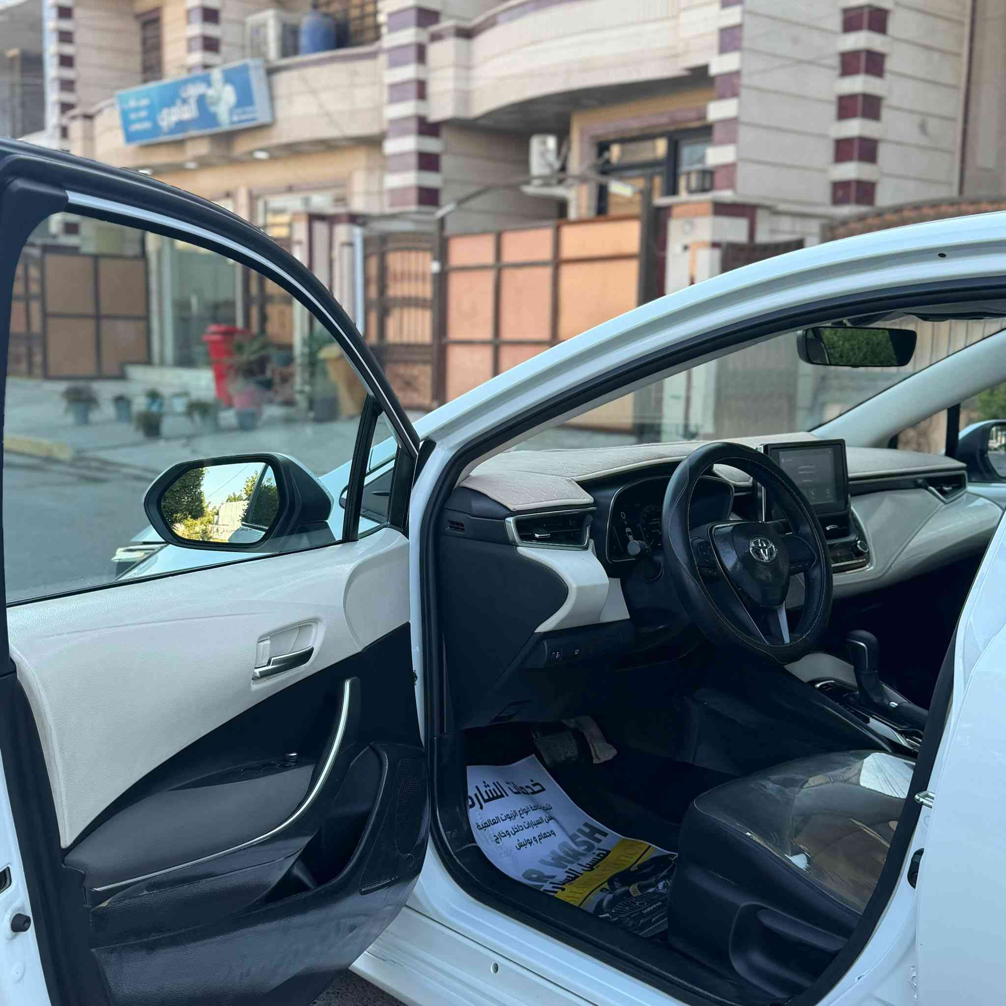 كورلا خليجي شركة جيهان
رقم اربيل بأسمي تحويل او وكاله
الموديل 2023 (خليجي ) بانزين
ماشية 44 ألف كم

🛑السعر  _172 وبيها مجال 

المحرك : 1.8 .  GLI
فتحة سقف 
بصمة تشغيل
شاشة اصلية مع كاميرا
عداد سرعة ديجتل
درايف مود( Sport_Normal)
تبريد قطعتين
تبريد بيانو
حساسات اصلية 
مري جانبية كهرباء
تحكم ستيرن
الانارة الداخلية زنون
لايت هايلوجين+كشافات زنون
ويل كب
مدخل usb +type_c
مخرج منفذ الطاقة
دبل ايرباك
نظام abs
العنوان : بغداد - الدورة
للأستفسار ***********
