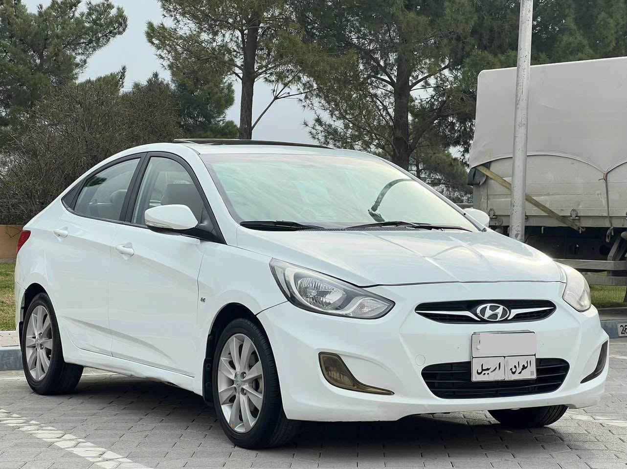 هۆندای ئەکسێنت ٢٠١٣
مواسەفات خلیجی ناو زەرد
مەکینە ١٦
گێڕ ئۆتۆماتیک و عادی
١٠٩هەزار  کیلۆمەتر ڕۆشتووە
بە شەرتی گێڕ و مەکینە
******************
فوول مواسەفات
سلایت
سوکان ڤۆلیۆم
٥ کەلە و ٥ ویل کەپ
سپی بەفری
بێ بۆیاخ 
ساردێکی بچووکی هەیە
تەحویل و غەرامە بە شەرت
هیچ مەسرەفێکی تێدانیە
0770 120 91 91
شوێن سلێمانی السليمانية, العراق
