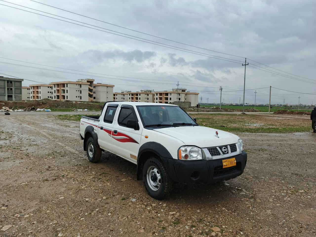 نیسان دوبە ی لیزەر مودیل 2011 گێرمە کینە ئە کسل 
بە بڵ ئە کسل بە شە رت 
پە لە پە لە بویاخی هه یە یە 
بێ دە عمو  لێدان 
نمونە لە جوانی 
بێ چرکە 
سعر 
78 گە ڵاو مە جال
شوێن چم چماڵ 
ژم 
***********
***********
