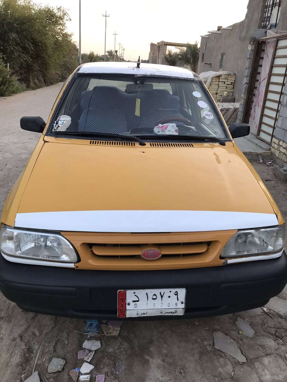 سلام عليكم سابيه للبيع 2012 سنويه صاقطه
محرك مكفول الكير بس نمره 3 فلت تخم تاير جديد  حداديه جديده

 هيه وغرامات ماعرف شكد عليه 

رقم راعيه موجود  سعر 15 وبيه مجال 

عنوان  فضليه ***********
