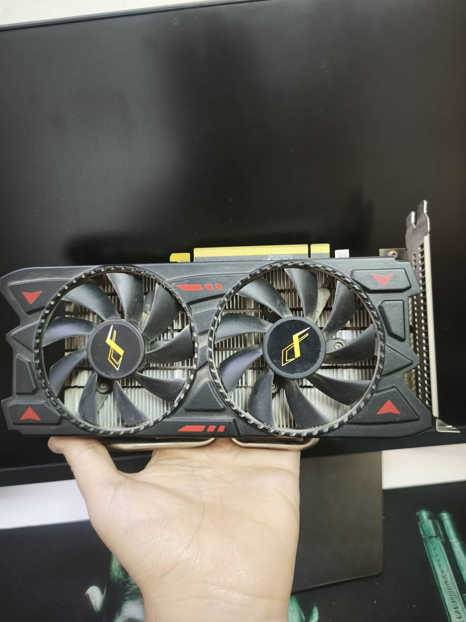 السلام عليكم 
كرت rx 580 2048sp للبيع 
كل تفاصيله بالمنشور وكذلك فديو المشكله ماعرف اذا من يمه او لا بس مماثره عل اداء ابد 
مكاني بغداد 
اعلى سعر ابيع


**إذا كنت صاحب هذا الإعلان وتريد حذفه لأي سبب، رجاءا أرسل رسالة إلى الدعم الفني**