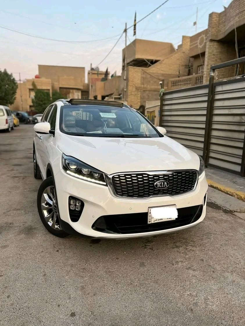 سلام عليكم 
‏‎كيا سورنتو 2020 خليجي الدوليه العراقيه 
موصفات فول 1 علا 1 اصليه مو شد 
‏‎مكفوله كفاله عامه 
‏‎(رقم بغداد مشروع وطني الماني بسمي )
‏‎ماشيه 13 الف حقيقي شرط الفحص 
تايرات شركه بيهه نايلون شركه بل ارضيه اصلي 
‏‎سياره جديده بمعنى الكلمه 
‏‎برغي ممفتوح بيهه اسبير ما نازل 
‏‎سياره علا ايدي 
‏‎مواصفات فول الفول 
‏‎بصمة تشغيل 
‏‎بصمة أبواب 
بانوراما 
سايد بريك دكمه 
فور ويل AWD
❗️نضام 4 كامرات 
شاحن واير ليس 
‏‎كشنات كهرباء 
‏‎جنطه كهرباء 
‏‎لايت زنون 3 عدسه 
‏‎كشنات جلد لونين اصلي
‏‎ داخل كويتي 
‏‎تبريد ابيانو لمس 
‏‎تبريد 3 قطع
‏‎7 راكب 
‏‎6سلندر 3500/كير 8 نمر 
‏‎4 انضمة سياقه 
‏‎كامرة دوارة
‏‎شاشه كبيره جي بي اس 
‏‎حساس امامي وخلفي
‏‎مري شفط ويا البصمه 
‏‎نظام ايكو + سبورت تقليل البانزين
‏‎شاشة اصليه
‏‎كيجات زئبقية لونين بيهه 
‏‎تحكم استيرن فول 
‏‎حاكية : ابلوتوث : اوكس
‏‎لايت زنون بك لايت لد 
‏‎اضواء ترحيب بلادية
‏‎علامة سورنتو إضاءة بالدوسة
‏‎مرايات شفط وَيْل 19 اكروم
‏‎ومواصفات أخرى 
‏‎سيارة جديدة معنى الكلمة شرط الفحص
سعرها معقول بالعافية ع الياخذها 

مكان السيارة بغداد 
للاستفسار *********** وتساب
