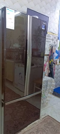 ثلاجة هيتاشي • بها عطل • بغداد