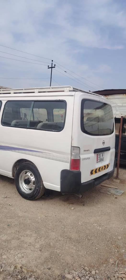 سلام عليكم سياره نيسان للبيع اني مكلف بل نشر سيارة مدوشمه جديد مكان سياره بغداد النهروان رقم صاحب سيارة ***********
