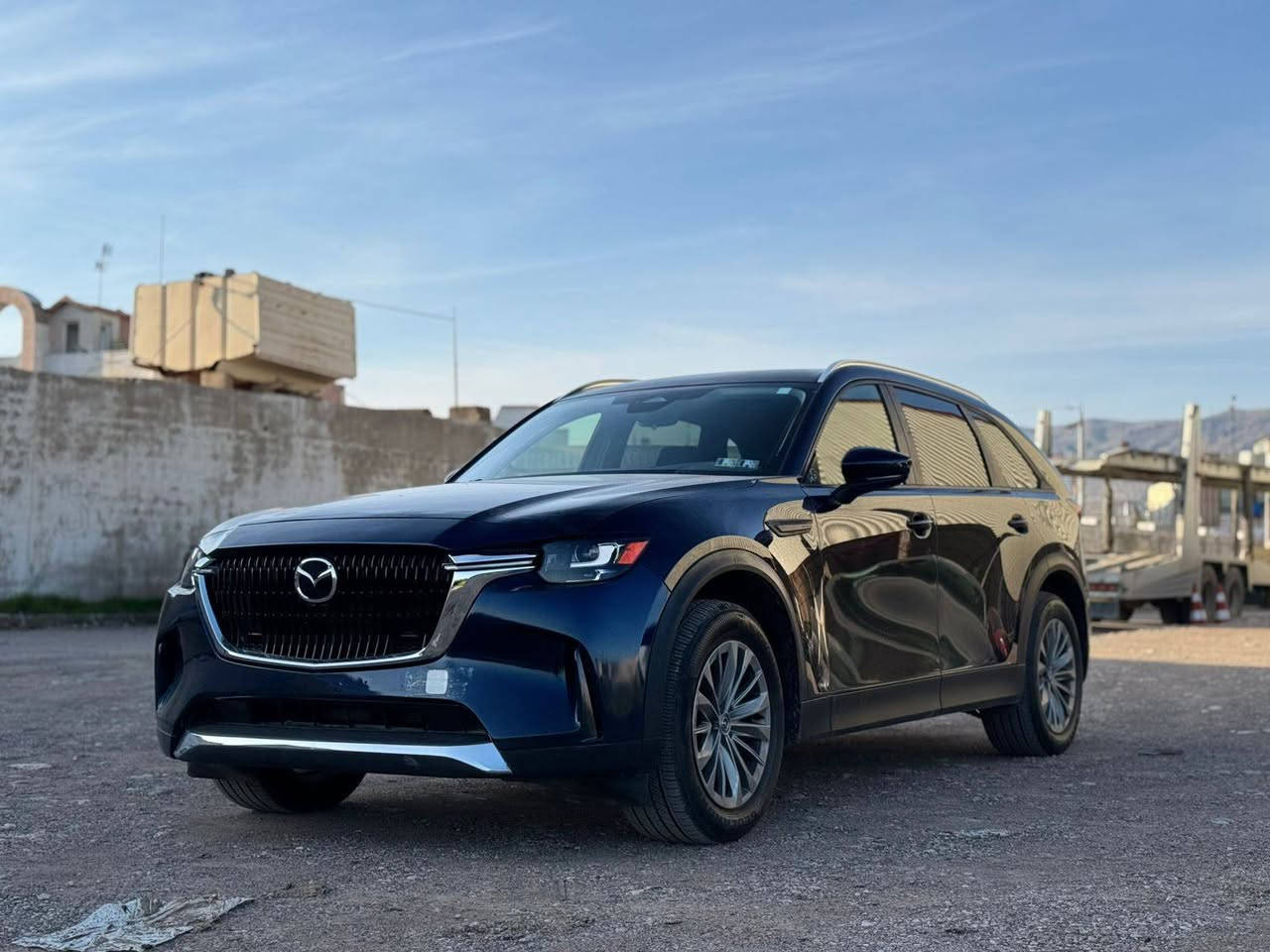 MAZDA _ CX90
هیچی نیە تەنیا دحامیەکە بویاغە 
ئرباگ تەنیا ستئرن سیستەمە
6 سلندر بلەکین هایبرئد
7 نەفەری .... 3 مقعد
سعر 215 مجال
موبایل *********** اكر, نينوى

