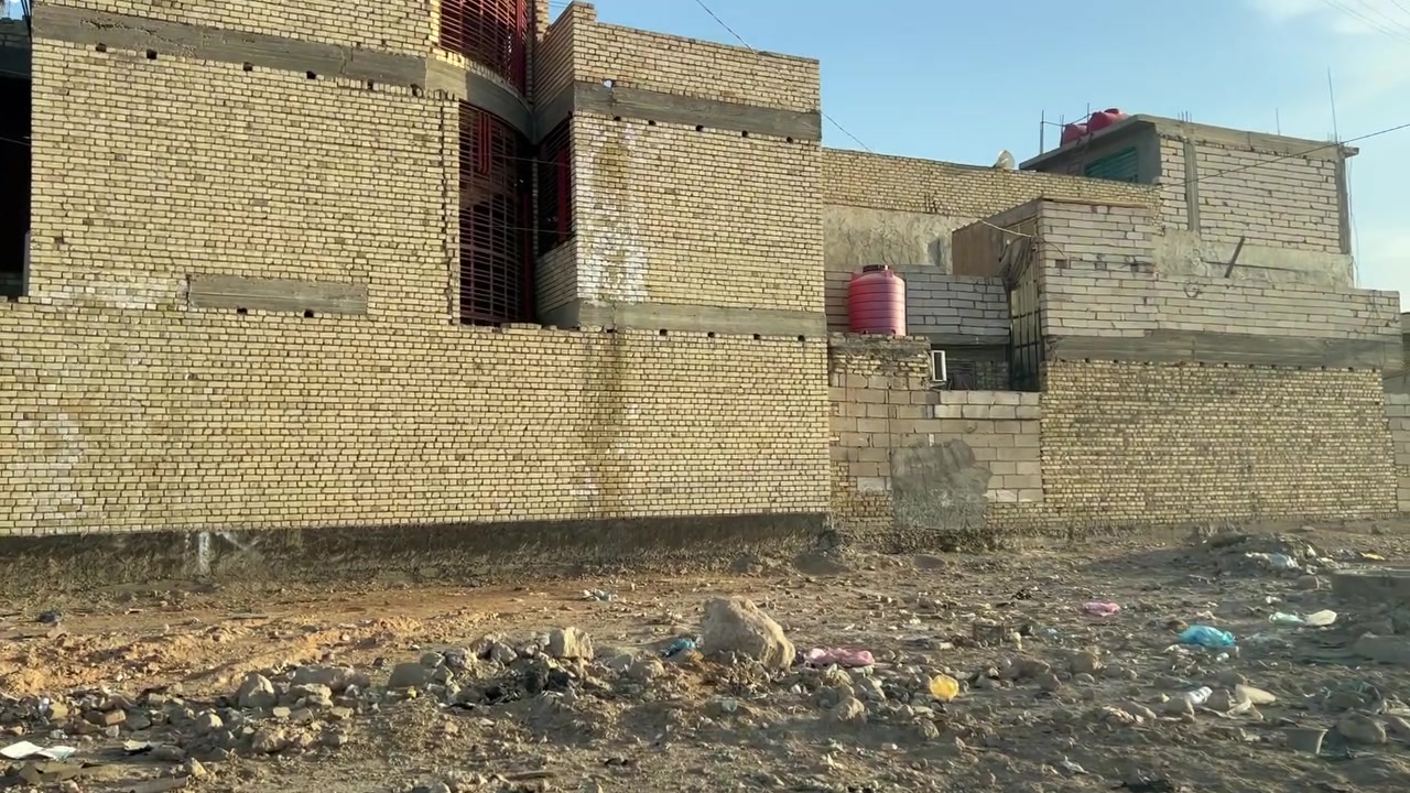 للبيع 
قطعه طابو صرف مساحه 100 م مربعه بام الهوى الجديده قريبه على شارع العام قريبه على المركز شرطه 
تحويل مباشر باسمي
*********** للاستفسار اتصال او مراسله واتساب
