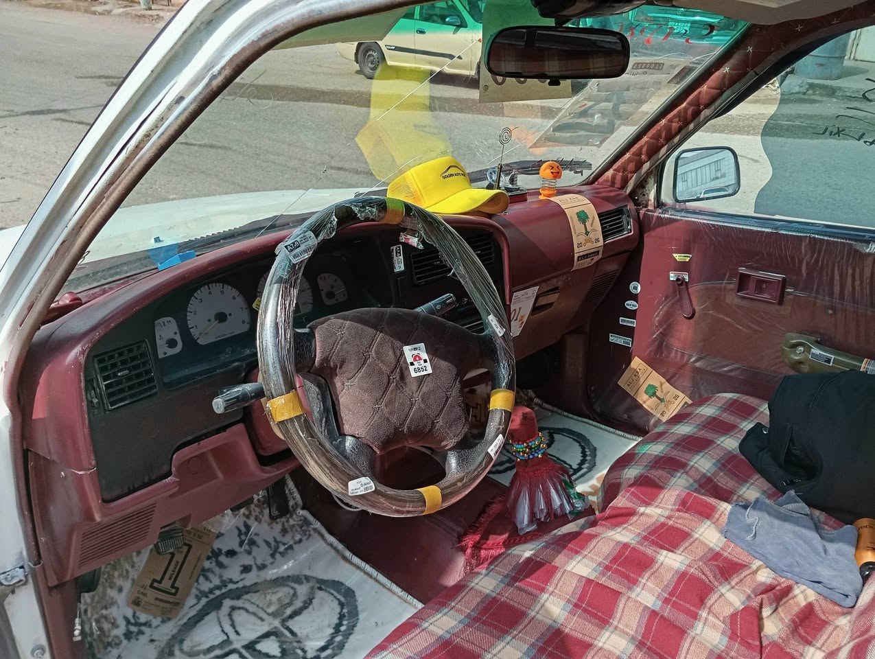 بۆفرۆشتن
دێر 2007 
مەکینەو گێڕی تیۆتای لەسەرە 
V6 vvt گێڕ عادی 
5قولاب 
ناوسور 
4 ویلو تایەی تازە 
چەمچەو نابۆدی تازە
بۆیاغی تازەیە کامل تەعمیر کراوە 
بێدەعمە شانسی بەشەرت بێ تەقیوی بێ لەحیمە ڕزیوی نیە 
ڕەقەم کەرکوک سەنەوی پلاستیک
مەکینە و گێڕ و ئەکسلوو کارەبای بەشەرت 
لەسلەیمانیە
ئەدمین گیان ❤ 

***********
