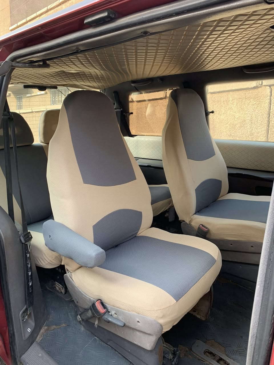 السلام عليكم للبيع موديل ٩٥السيارة بلادية مكينة كير خير من الله مابيها نقوصات بسيط بس الشراي يتصل مكاني بغداد الامين الثانية ***********
