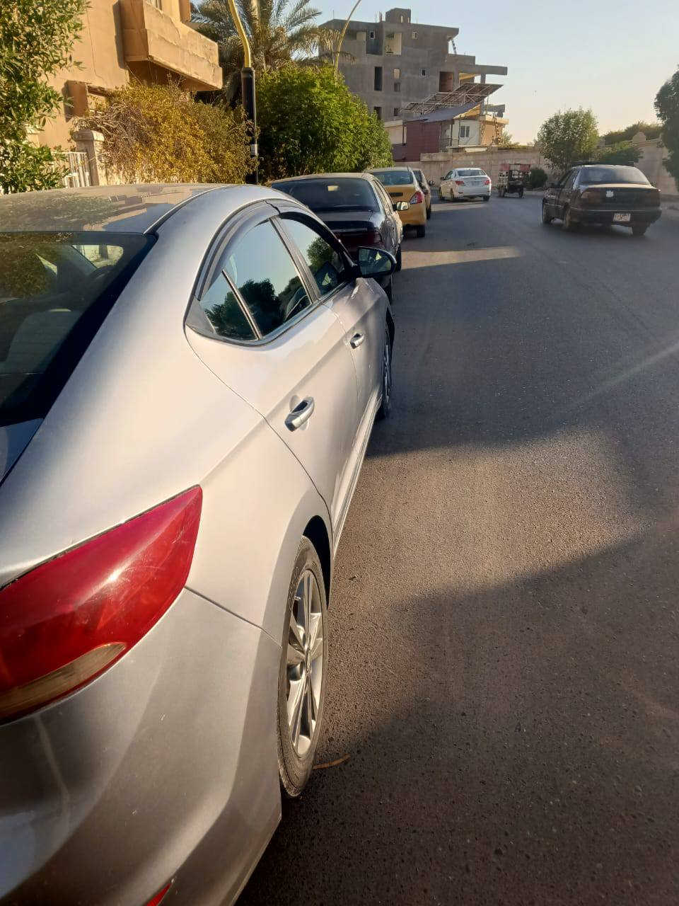 من رخصت الادمن سياره للبيع النتره موديل 17رقم  تبريد كامل جديد صدر جديد سنويه بسمي حادث سياره جاملوغ مبدل مع صبغ البنيد مواصلة اللغد رايده 117$بيه مجال حك الجيه رقم الهاتف,*********** مكاني الأعظمية
