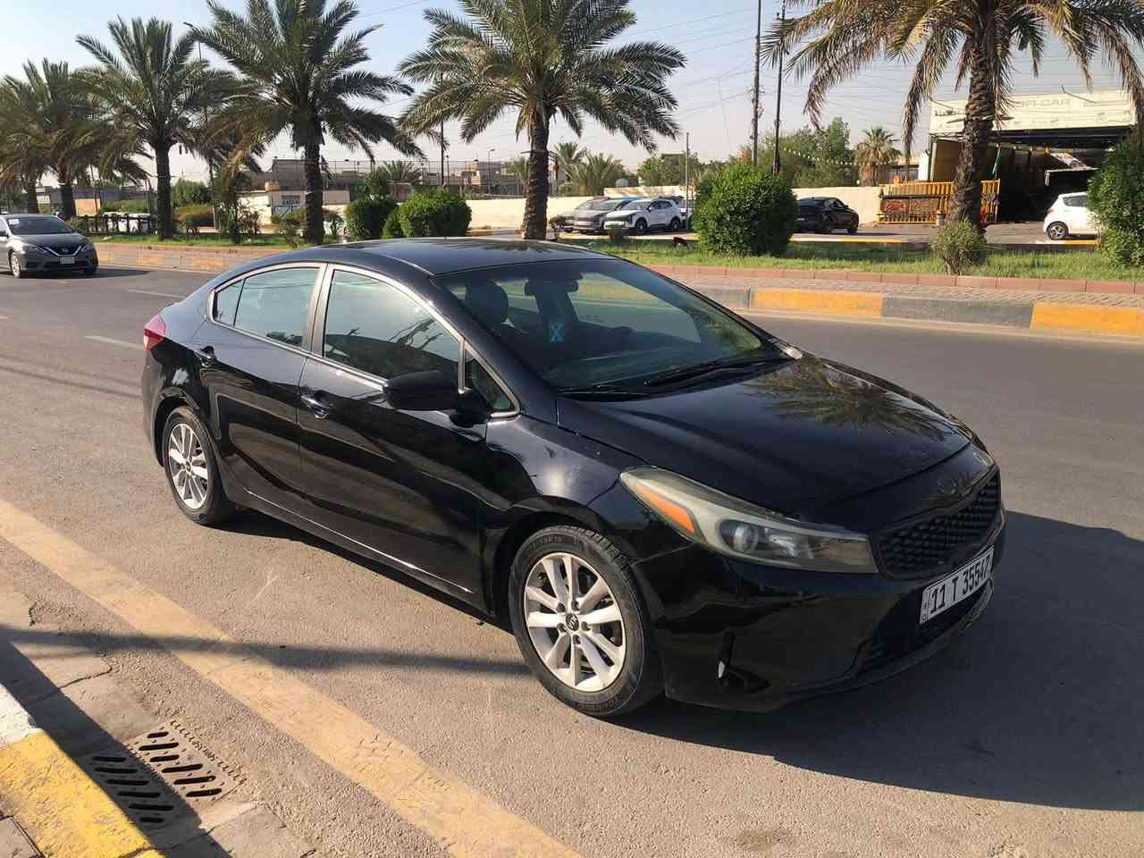 كيا فورتي موديل 2017، وارد أمريكي.
السعر 110 وبيه مجال
* محرك 2000 سي سي.
* ناقل حركة At.:
* كاميرا خلفية.
* شاشة داخلية.
* المحرك والكير مكفولان.
* السيارة ليبل واحد.
* بجم وجنطة كبس وكالة.
ملاحظة:
* حادث السيارة فقط خشم البنيد وما مصلح على حطتها يعني بدون شاصي ولا يرباك ولا مصلحه 
اللوحات رقم بغداد جديدة(إنكليزي).
التحويل خلال يوم واحد، والسيارة باسمي.
مكان السيارة بغداد الشعب
للاستفسار الاتصال على الرقم 

***********
