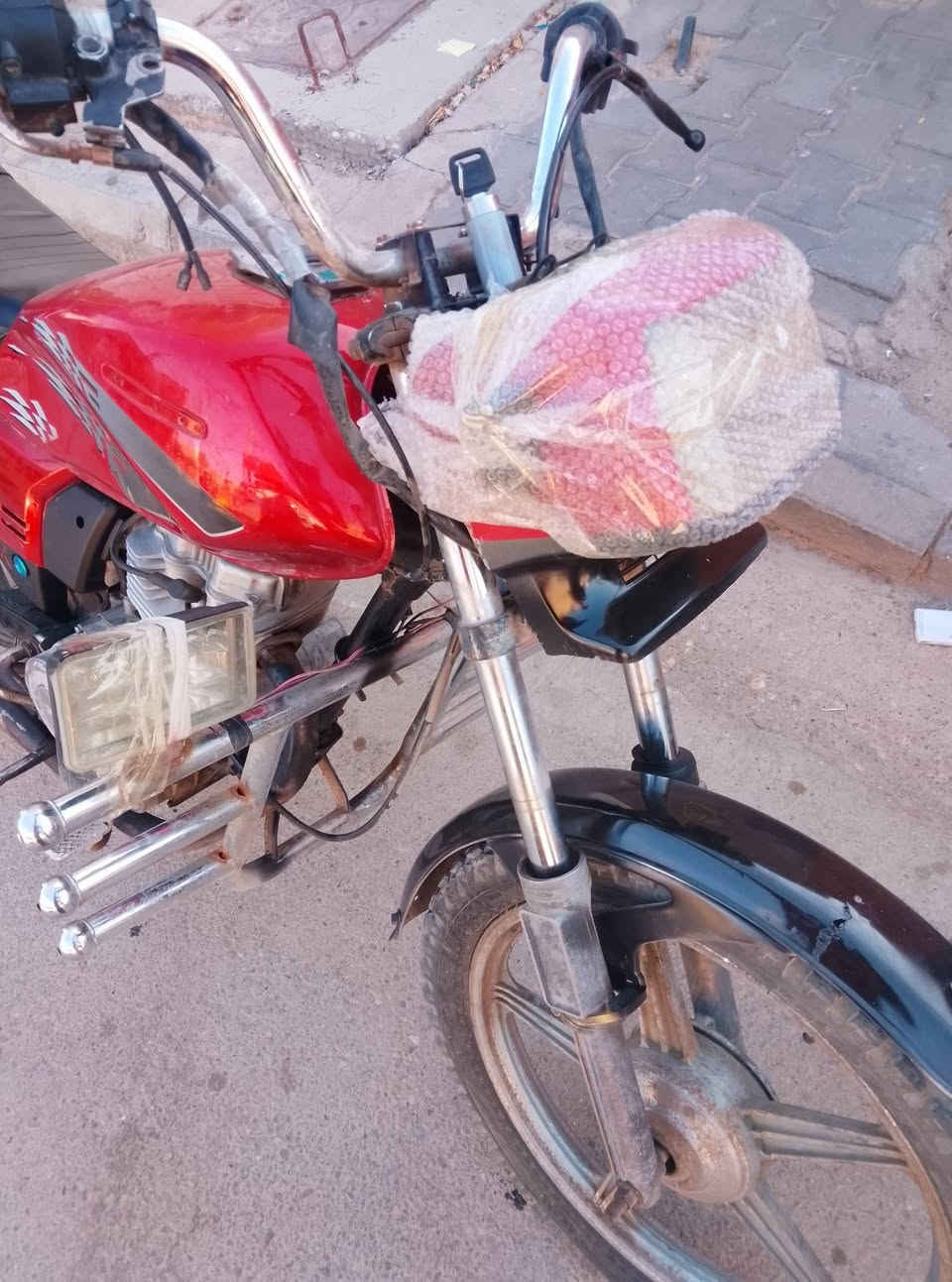 فيوم رقم للبيع مكاني كوت زين القوس كهربائيات شغاله رايدها ب350 اتصل وتدلل ***********
