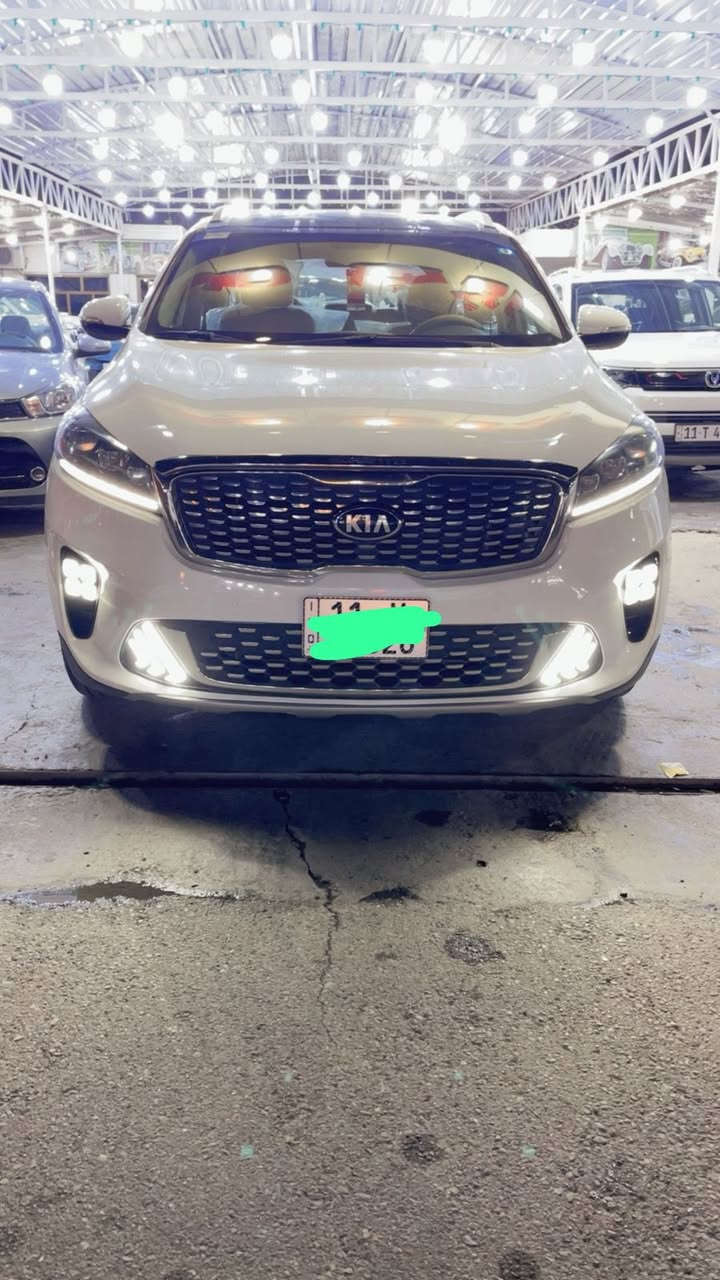 سلام عليكم كيا سورنتو موديل ٢٠١٨ فول موصفات ٦ سلندر  بانوراما  جنطه كهرباء  حساس امامي وحساس خلفي وكامره دواره لد صباحي بردات خلفيه كراسي كهرباء 
مري ترحيب السياره بيها ربع جاملغ امامي مصبوغ فقط 
موقع السياره بغداد معارض البياع 
هـ ***********
