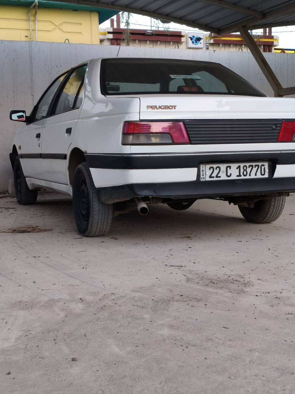 سلام عليكم سيارة بيجو للبيع
موديل 2009 
صبغ بلادي 
بدون اي ضربة 
سعر 45 ورقة و بي مجال بسيط 
مكان كركوك 
للأستفسار اتصل:
***********
