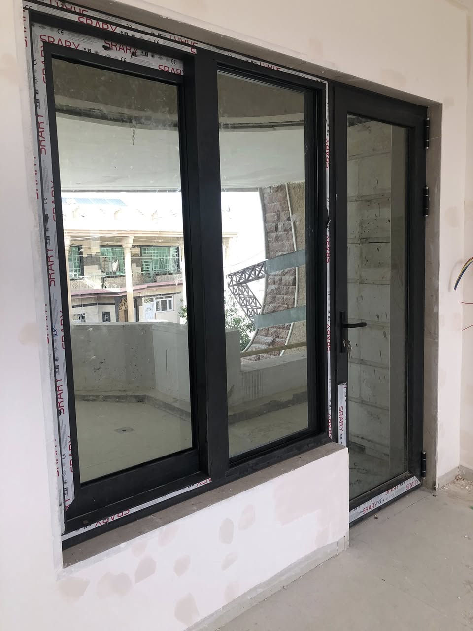 سلام عليكم معمل المنيوم الصناعات ابواب شبابيك سلايت تركيا مجيع مقطع وا PVC بي سعره منسب تجميع كافت محافظة رقم هاتف (***********)
