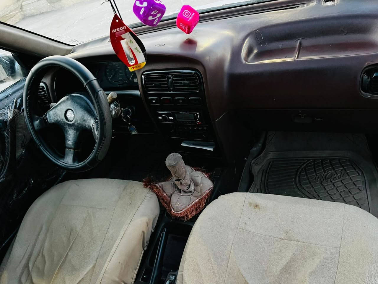 السلام عليكم ابراهيميرا للبيع الحجم 20 رقم كركوك الماني شرطه تحويل صدر جديد ترى جددس اربع سماعات مكان السياره بيجي معرض القيسي السعر 25 وبيها مجال شيء قليل ترهم مراوس حسب القناعه الاستفسار الرقم ***********
