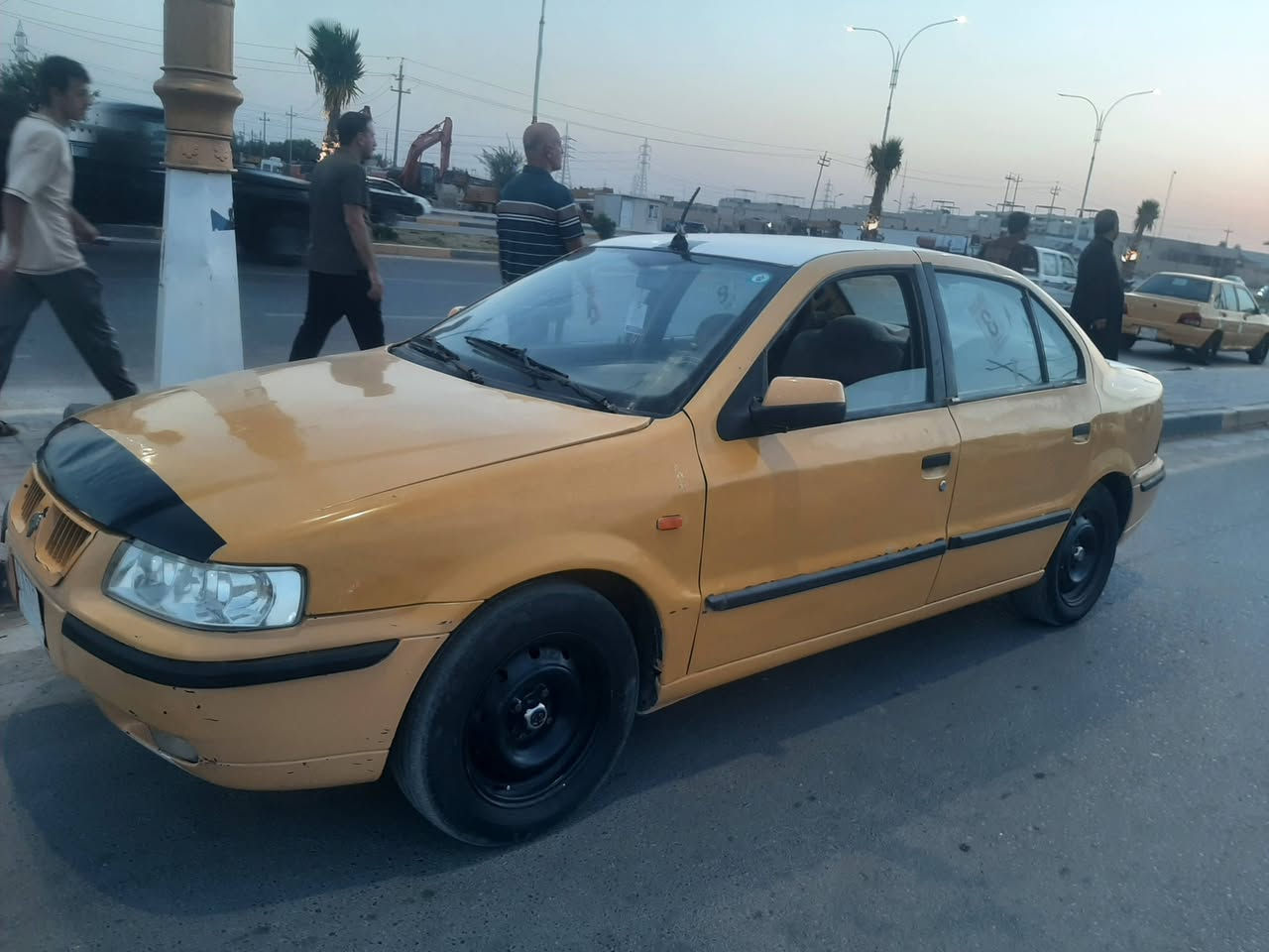 سمند مديل 2011
سنويه 29
سعر 27بيه مجال بصيط
مكان سماوه 
***********
